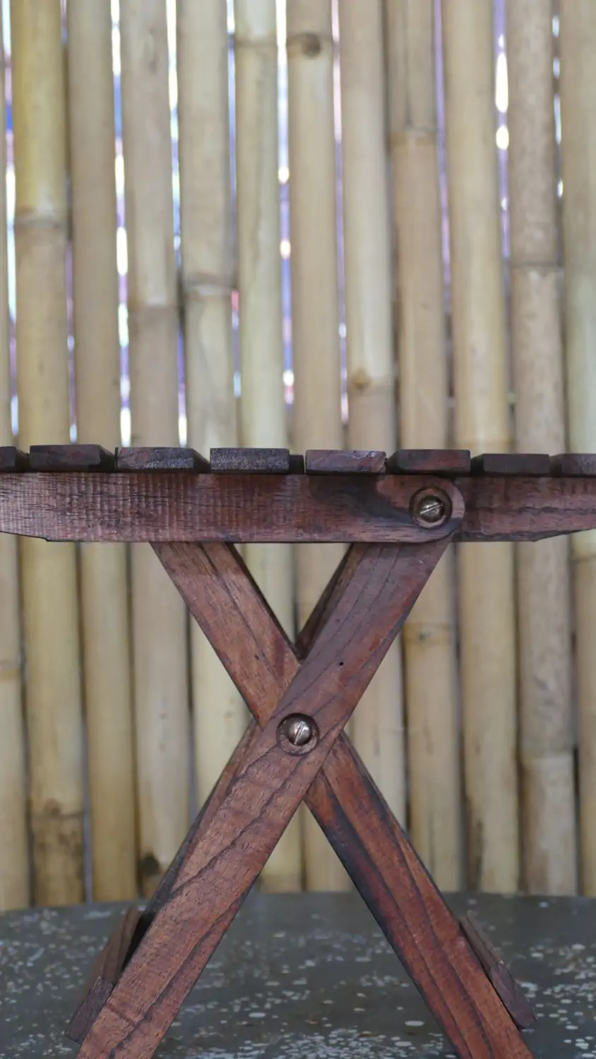  Product image 3 of the product “Folding table in shape of fish, made of wood. 33cm Height. Dark Brown lacquered. ”